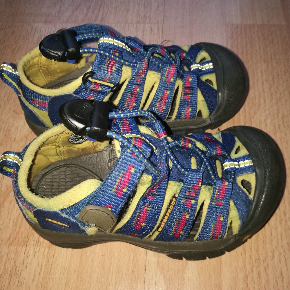 Keens Sandals Waterproof Newport Hiking Car Print